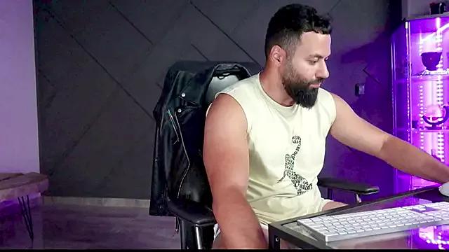 mattmasterss from StripChat