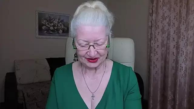 Maya_Mayflower from StripChat is Freechat