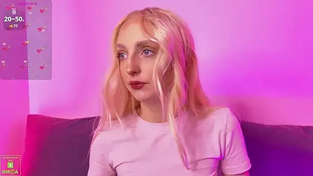 maya_snow from StripChat is Freechat