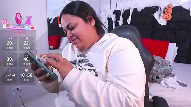 MayaCurvy from StripChat is Freechat