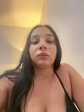 MayaNix from StripChat is Freechat