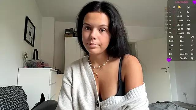 MaydaCornwall from StripChat is Freechat
