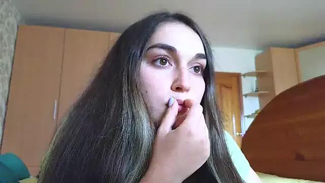 me_lissa_sun13 from StripChat is Freechat