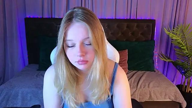 Entertain your itch for girls livestreamers with our collection of stunning models, skilled in the art of temptation and delight.