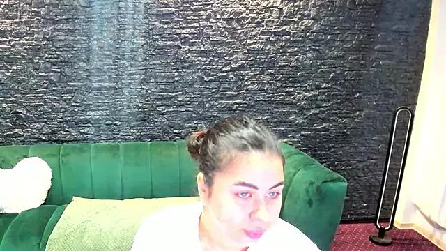 Entertain your itch for girls livestreamers with our collection of stunning models, skilled in the art of temptation and delight.