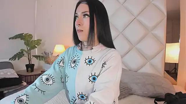 Megan_DH from StripChat is Freechat