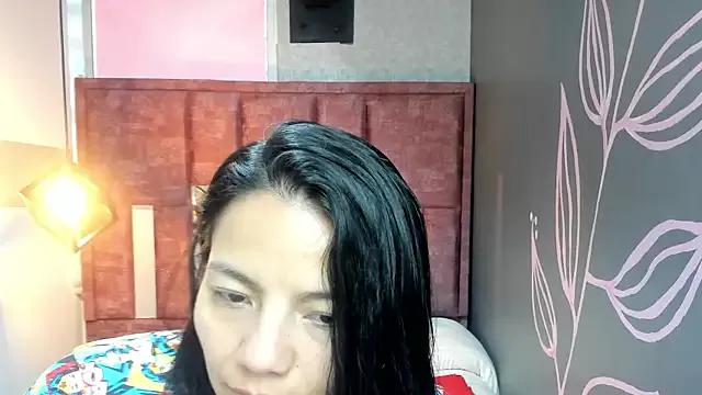 Megan_Milf__ from StripChat is Freechat