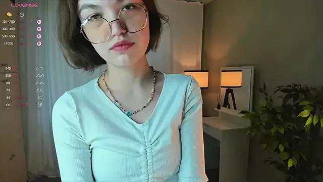 MeganEversley from StripChat is Freechat