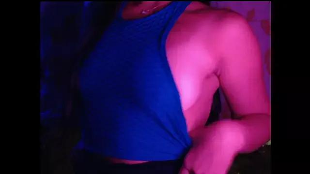 meganmiauu from StripChat is Freechat