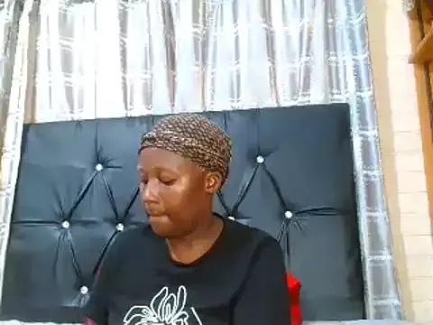 MelaninBunii from StripChat is Freechat