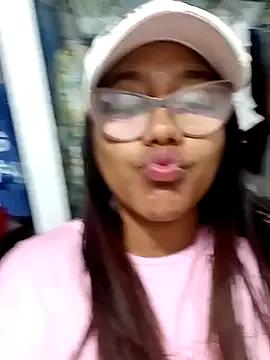 MeliBoobs from StripChat is Freechat