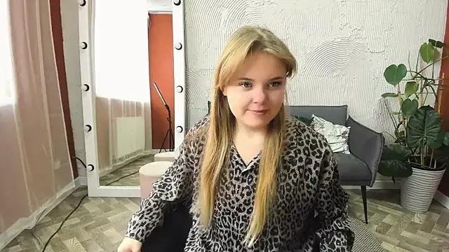 Entertain your itch for girls livestreamers with our collection of stunning models, skilled in the art of temptation and delight.