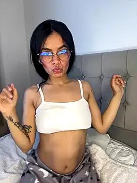 Melissa_coch from StripChat is Freechat