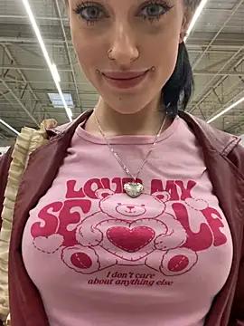 Entertain your itch for girls livestreamers with our collection of stunning models, skilled in the art of temptation and delight.