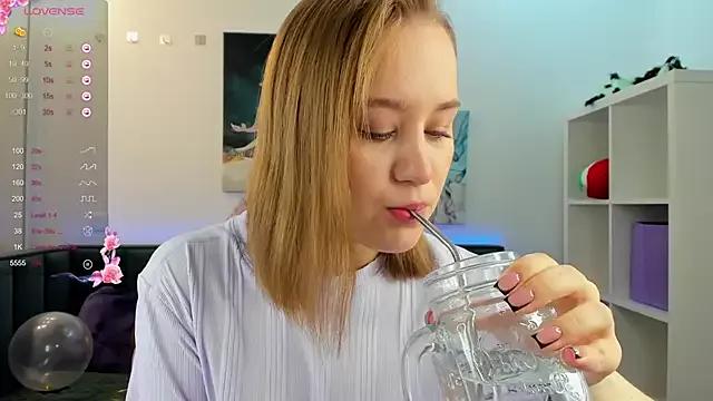 Entertain your itch for girls livestreamers with our collection of stunning models, skilled in the art of temptation and delight.