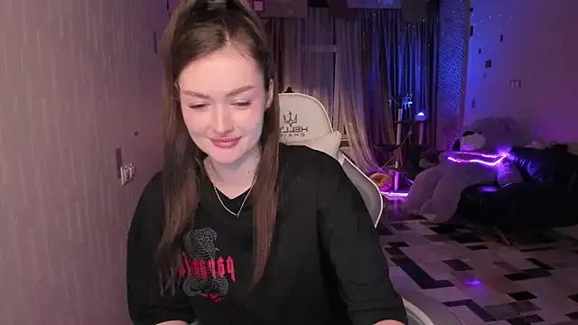 MelissaKellerr from StripChat is Freechat