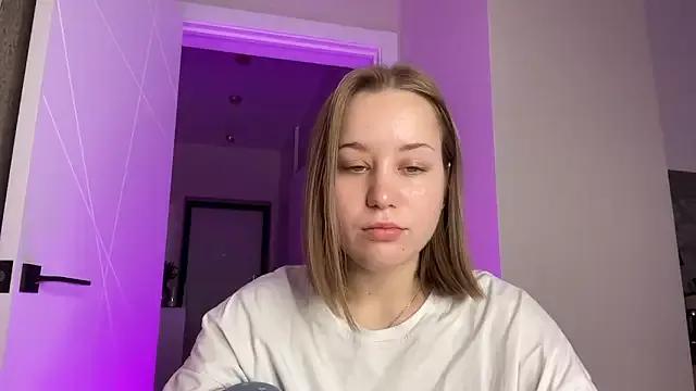 melissatender from StripChat is Freechat
