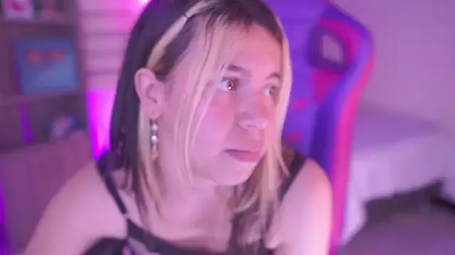 meloddy_parkk from StripChat is Freechat