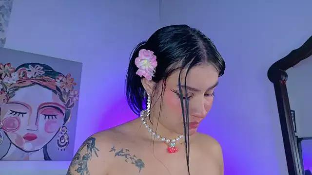Entertain your itch for girls livestreamers with our collection of stunning models, skilled in the art of temptation and delight.