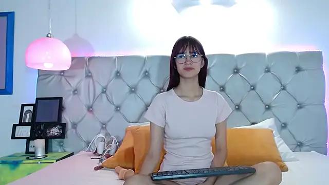 Entertain your itch for girls livestreamers with our collection of stunning models, skilled in the art of temptation and delight.