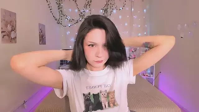 Entertain your itch for girls livestreamers with our collection of stunning models, skilled in the art of temptation and delight.