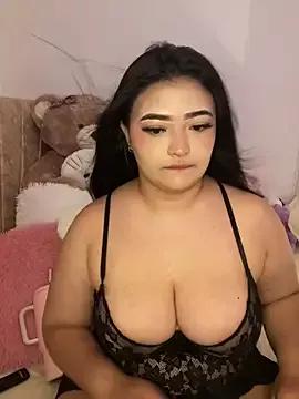 Entertain your itch for girls livestreamers with our collection of stunning models, skilled in the art of temptation and delight.