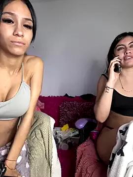 Entertain your itch for girls livestreamers with our collection of stunning models, skilled in the art of temptation and delight.