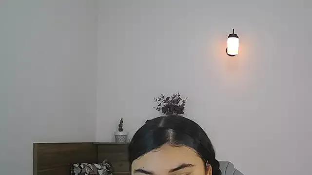 Miabloomm_ from StripChat is Freechat