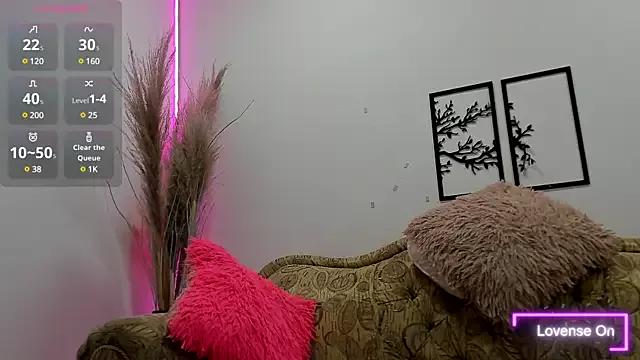 miagomez_cg from StripChat is Freechat