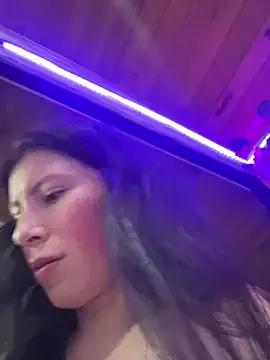 MiaSalinas from StripChat is Freechat