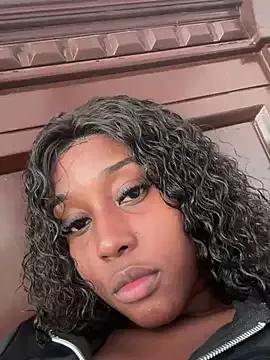 MichaelaCox from StripChat is Freechat