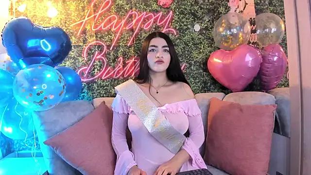 Entertain your itch for girls livestreamers with our collection of stunning models, skilled in the art of temptation and delight.