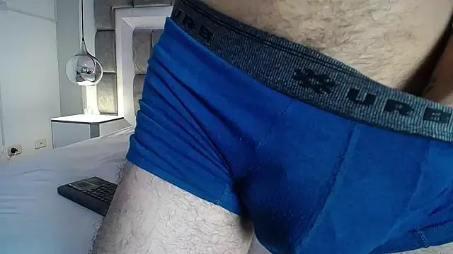 MikeMyllers from StripChat is Freechat