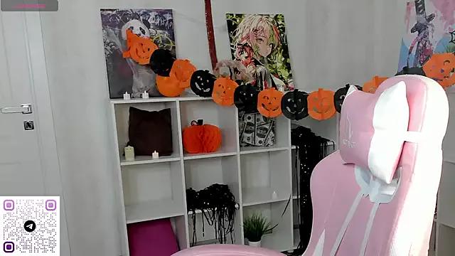 Entertain your itch for girls livestreamers with our collection of stunning models, skilled in the art of temptation and delight.