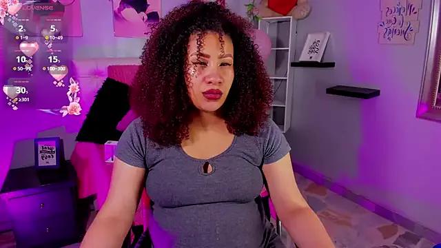 mila_rozze from StripChat is Freechat