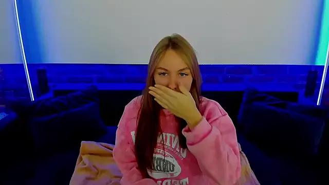 MilaAddams from StripChat is Freechat