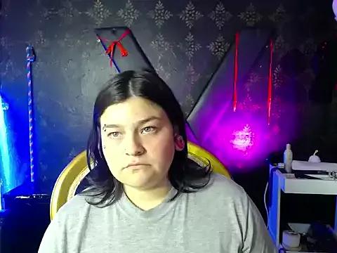 Milaanddalia from StripChat is Freechat
