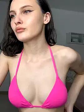 milaDARS from StripChat is Freechat