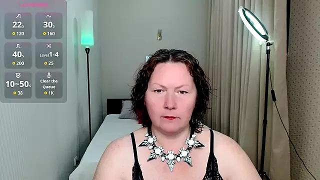 milf_hornys from StripChat is Freechat