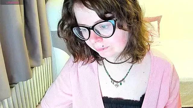 MilisaSweet777 from StripChat is Freechat