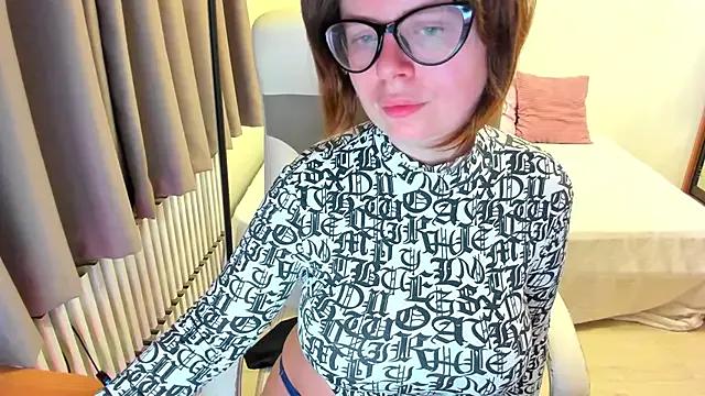 Entertain your itch for girls livestreamers with our collection of stunning models, skilled in the art of temptation and delight.