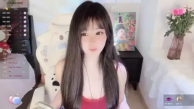 Milla-z from StripChat is Freechat
