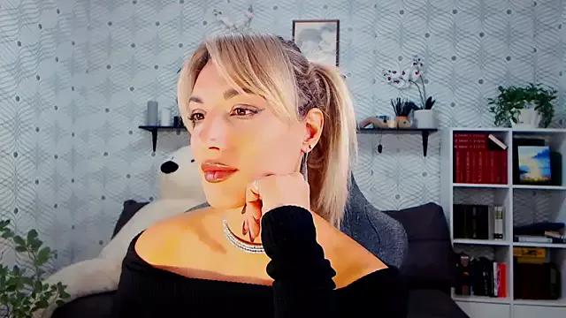 Entertain your itch for girls livestreamers with our collection of stunning models, skilled in the art of temptation and delight.