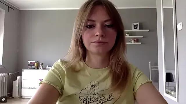 MillieShow from StripChat is Freechat