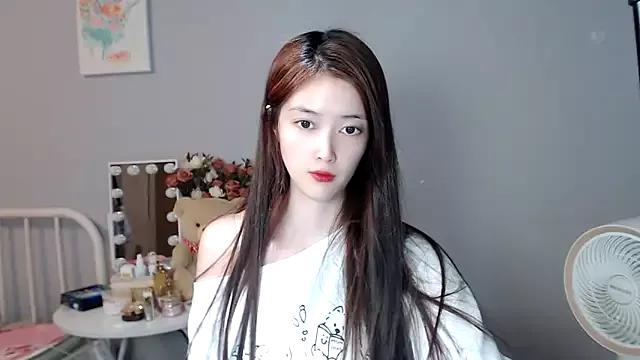 Mimi-cnbaby from StripChat is Freechat