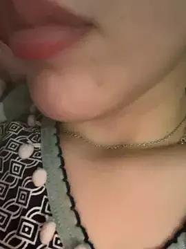 Mimisixo from StripChat is Freechat