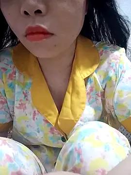 Minssara20 from StripChat is Freechat