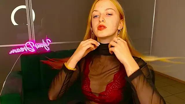 Entertain your itch for girls livestreamers with our collection of stunning models, skilled in the art of temptation and delight.