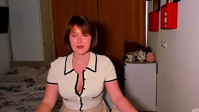 mirrorofsoul from StripChat is Freechat