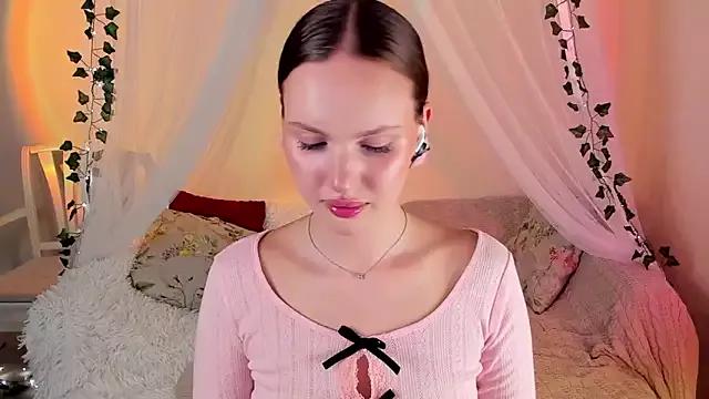 Photos of MishkaMe from StripChat is Freechat